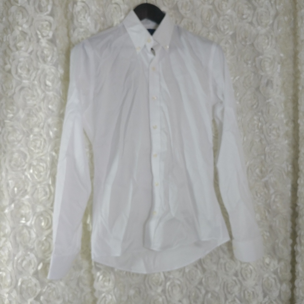 BUTTONED DOWN Men's Slim Fit Button-Collar Non-Iro